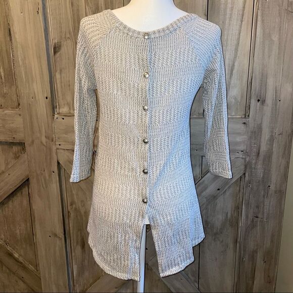 Maternity Sweater Studded Buttons Heart - Picture 2 of 7